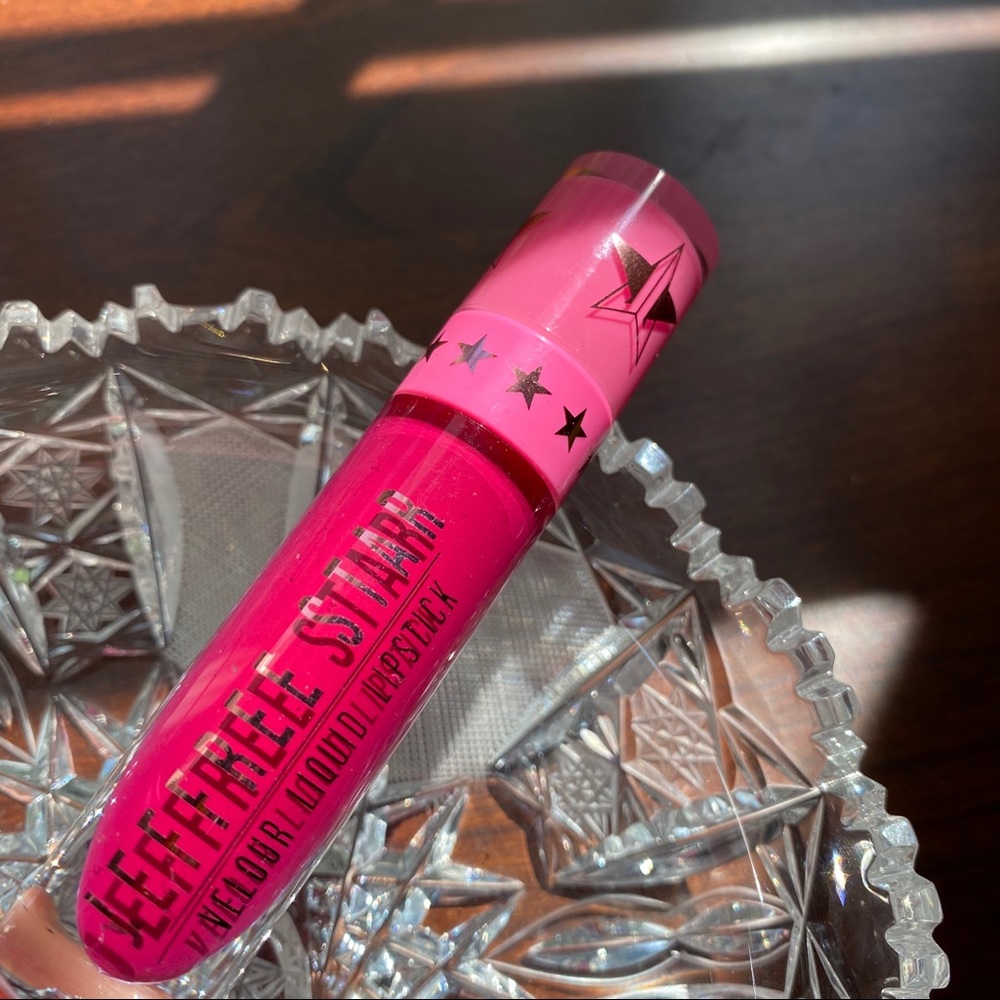 Jeffree Star Masochist Lipstick Discontinued